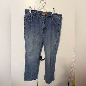 Hannah size 16 Light Blue Straight Leg Jeans